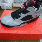 瑞穂店 ＡＩＲＪＯＲＤＡＮ入荷ＲＥＴＲＯ5ＬＯＷネイマールスニーカー買取中！秋冬衣料も買取スタート 福生 青梅 羽村 入間 箱根ヶ崎 金子 東福生